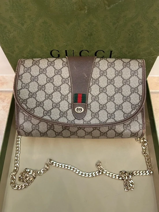 Gucci Brown Monogram GG Cross Bag - Picture 2 of 10